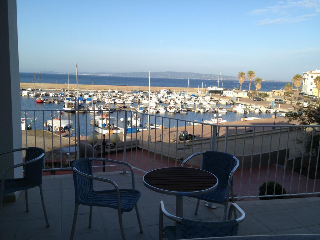 Panorama Hotel Portoscuso Esterno foto